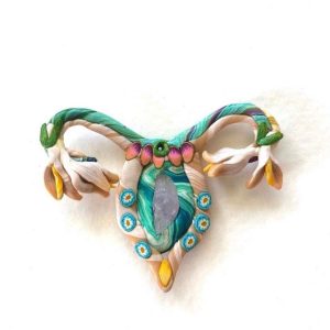 Pingente Útero com Cristal